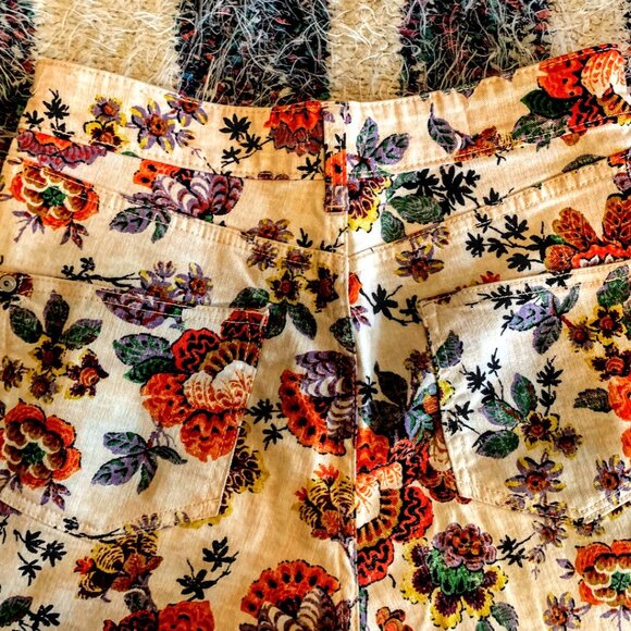 Anthropologie Pilcro Floral High Rise Cigarette Jeans -- Size 28 - Picture 6 of 8
